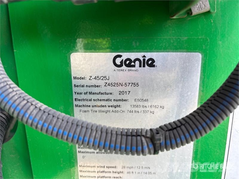 Genie Z-45/25J Karos emelők