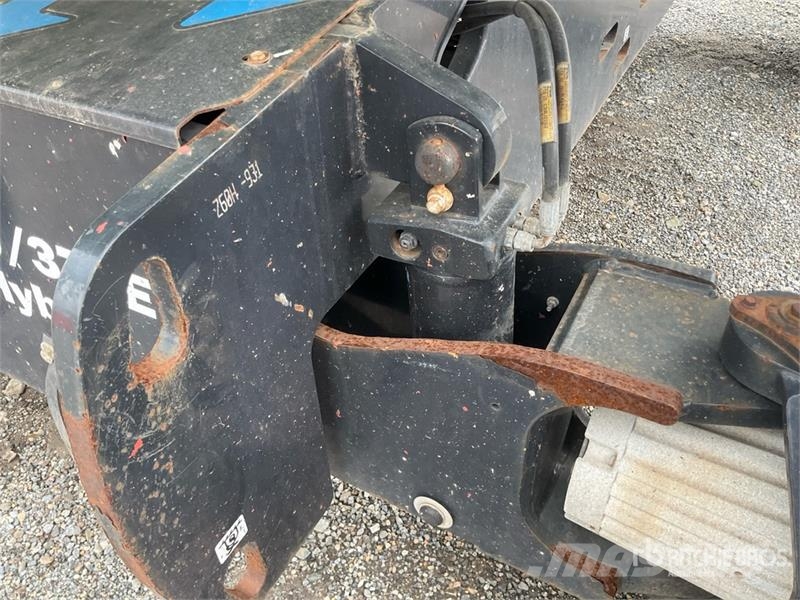 Genie Z-60/37 FE 4WD Diesel Articulating Boom Lift Piattaforme a braccio articolato