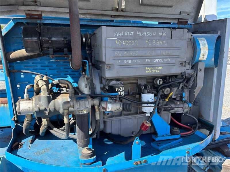 Genie Z-60 4WD Diesel Articulating Boom Lift Articulated boom lifts