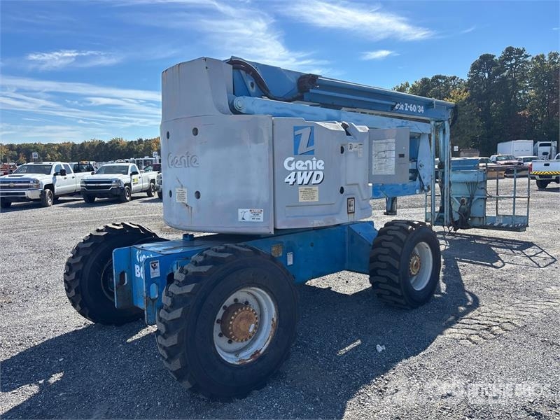 Genie Z-60 4WD Diesel Articulating Boom Lift Articulated boom lifts