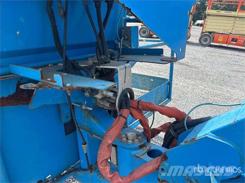 Genie Z-62/40 4WD Diesel Articulating Boom Lift Piattaforme a braccio articolato