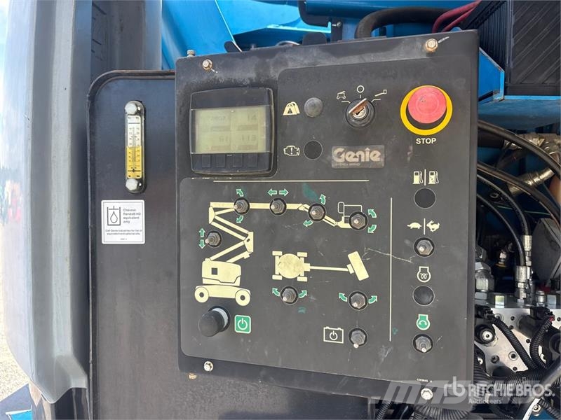Genie Z-62/40 4WD Diesel Articulating Boom Lift Piattaforme a braccio articolato