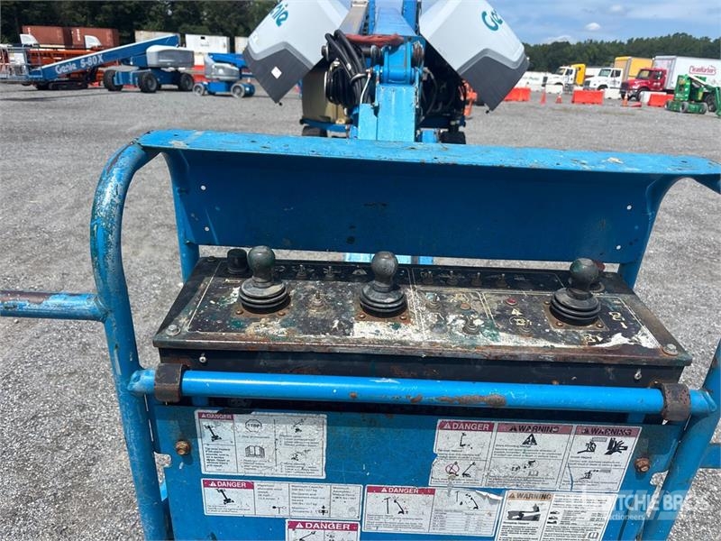 Genie Z-62/40 4WD Diesel Articulating Boom Lift Piattaforme a braccio articolato
