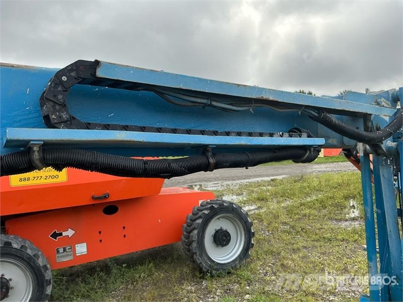 Genie Z30-N 2WD Electric Articulating Boom Lift Piattaforme a braccio articolato