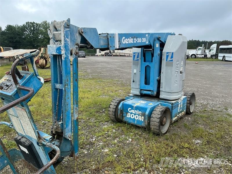 Genie Z30-N 2WD Electric Articulating Boom Lift Piattaforme a braccio articolato