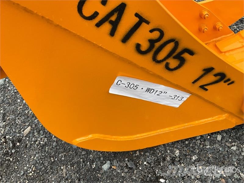 GIYI 12 in Cat 305 12 In Excavator Bucket (Unused) دلاء