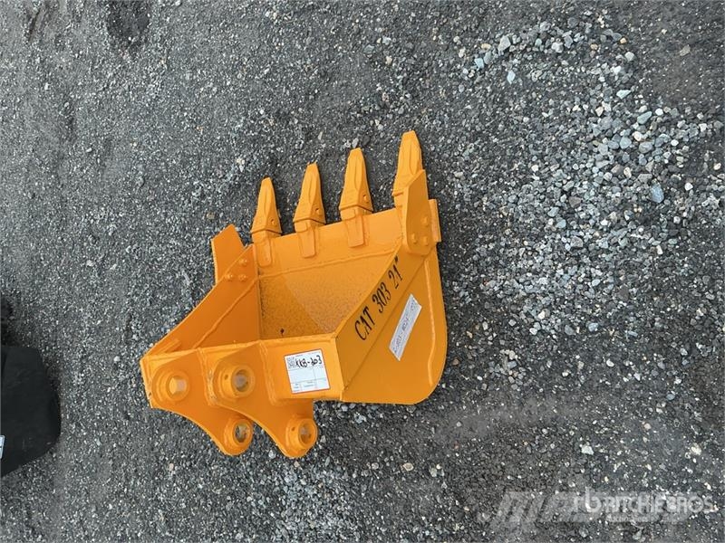 GIYI 24 in Excavator Bucket - Fits Cat 303 (Unused Žlice