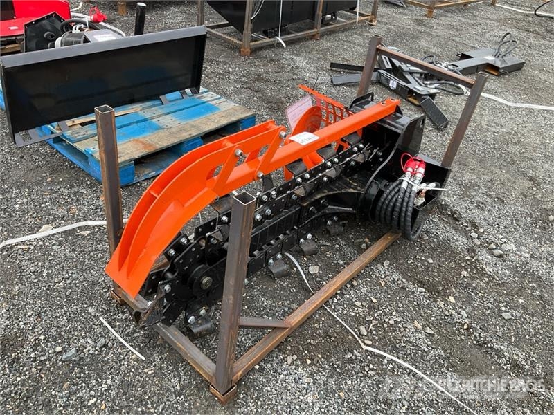GIYI D39 39 in Mini Skid Steer Trencher (Unused) Trancheuse