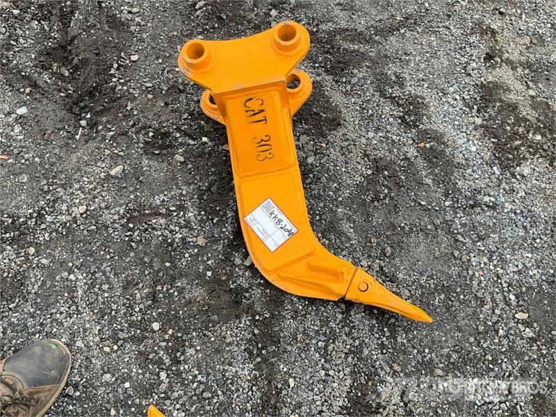  GIYI Excavator Ripper - Fits Cat 303 (Unused) Spulchniarki