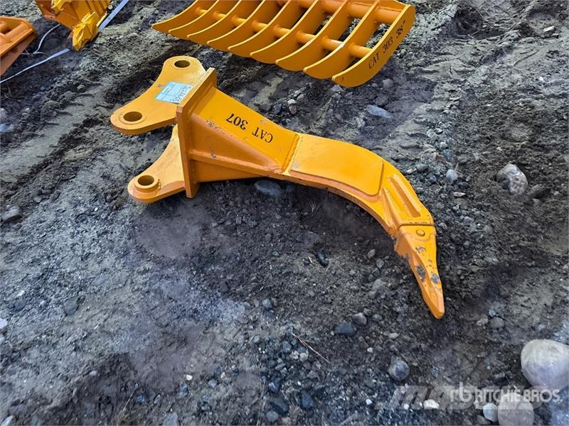  GIYI Excavator Ripper - Fits CAT 307 (Unused) Escarificadoras