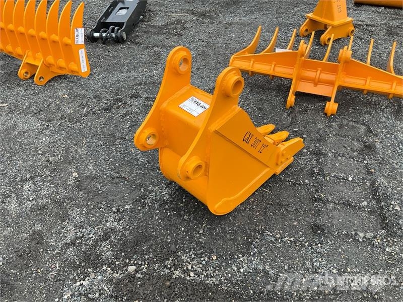 GIYI GY-BK 12 in Cat 307 Excavator Bucket (Unused) دلاء