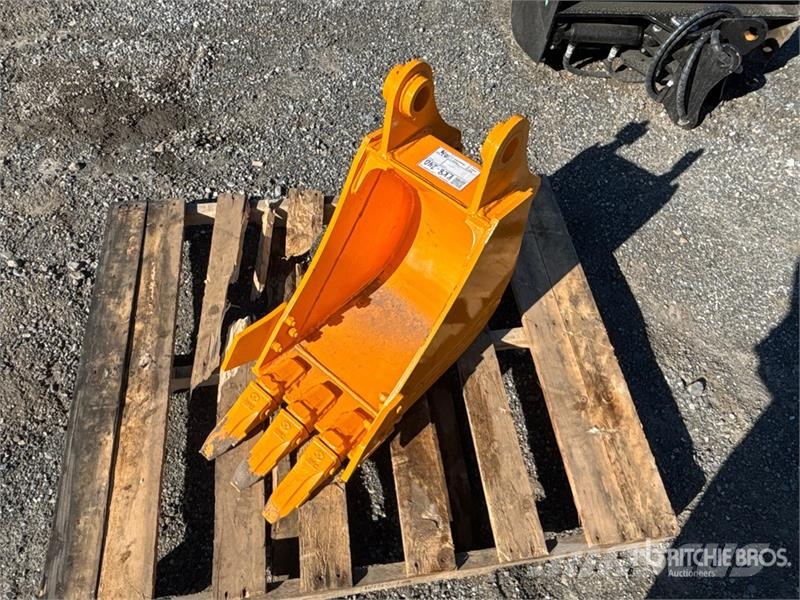  GIYI GY-BK 12 in Cat 305 12 In Excavator Bucket -  Cucharones