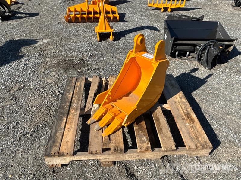 GIYI GY-BK 12 in Cat 305 12 In Excavator Bucket -  Cucharones