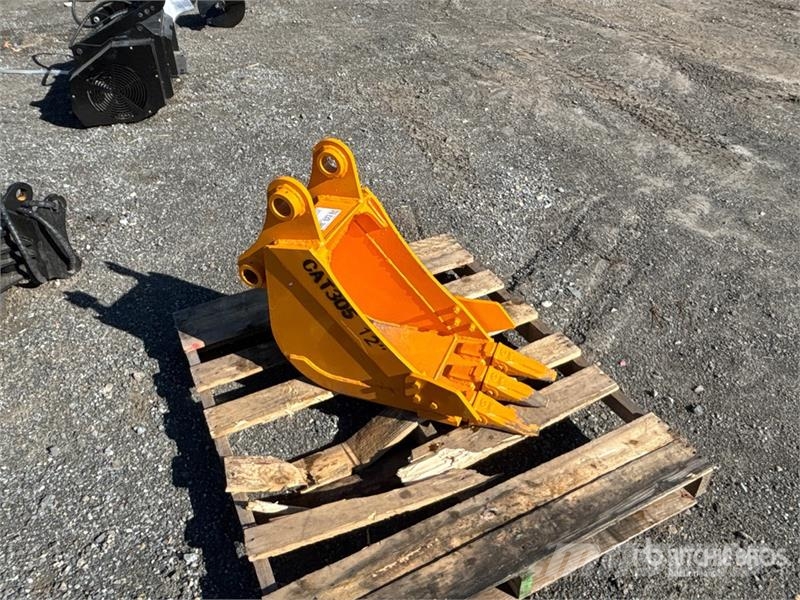  GIYI GY-BK 12 in Cat 305 12 In Excavator Bucket -  Cucharones