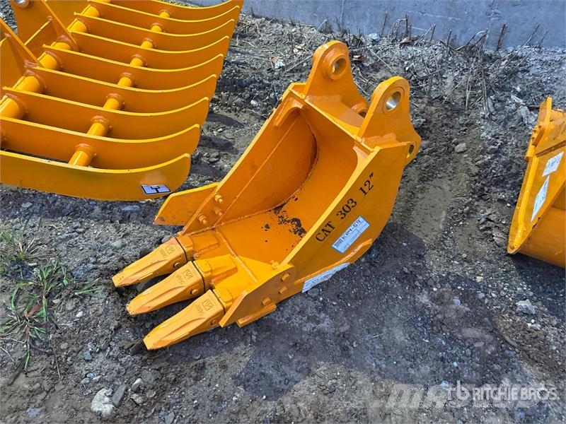  GIYI GY-BK 12 in Excavator Bucket - Fits CAT 303 ( Kašike / Korpe