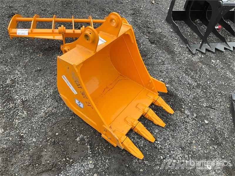GIYI GY-BK 24 in Excavator Bucket - Fits Cat 307 ( Baldes