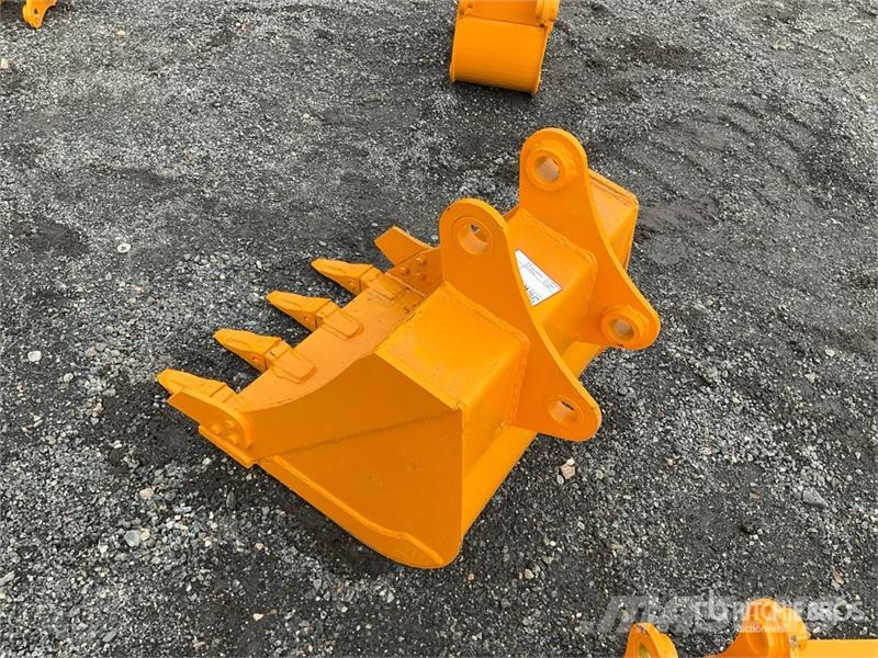 GIYI GY-BK 24 in Excavator Bucket - Fits Cat 307 ( Baldes