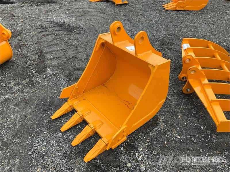 GIYI GY-BK 24 in Excavator Bucket - Fits Cat 307 ( Baldes