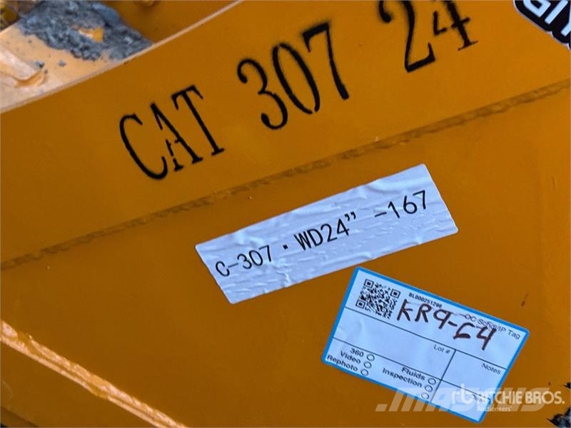  GIYI GY-BK 24 in Excavator Bucket - Fits CAT 307 ( دلاء