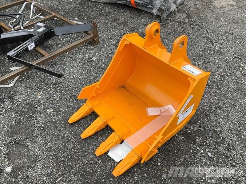  GIYI GY-BK 24 in Excavator Bucket - Fits Cat 305 ( Kauhat