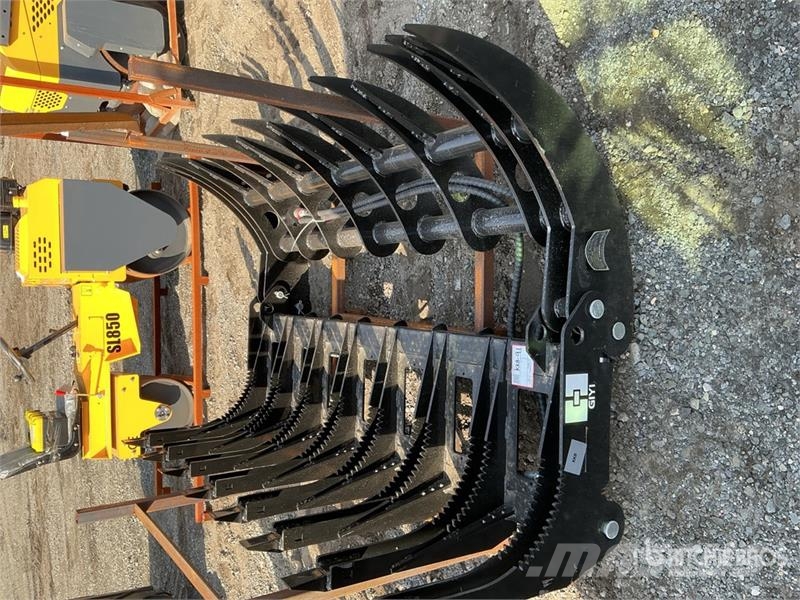  GIYI GY-CLG72 72 in Log Skid Steer Grapple (Unused グラップル