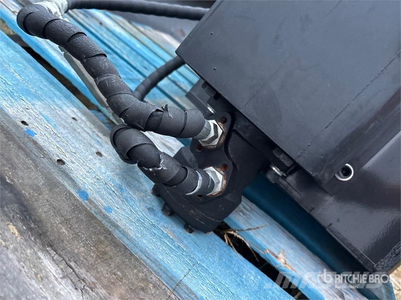GIYI GY-CW43 6 in Mini Skid Steer Steering Compact Andet tilbehør