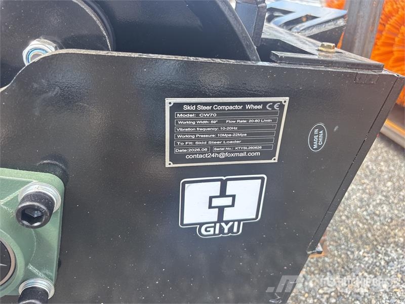  GIYI GY-CW70 59 in Mini Skid Steer Compactor Wheel Other components