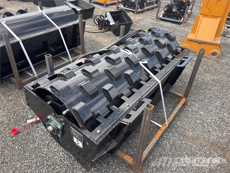  GIYI GY-CW70 59 in Mini Skid Steer Compactor Wheel Other components