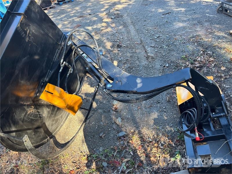 GIYI GY-ECA74 54 in Skid Steer Brush Cutter (Inope ماكينات جز العشب