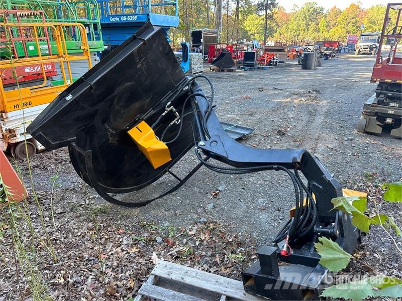 GIYI GY-ECA74 54 in Skid Steer Brush Cutter (Inope ماكينات جز العشب