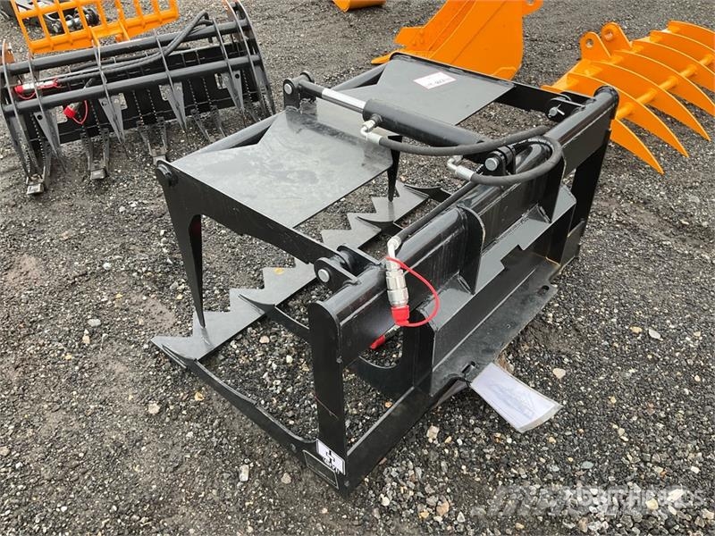 GIYI GY-HWG44 45 in Mini Skid Steer Grapple (Unuse Grabeži