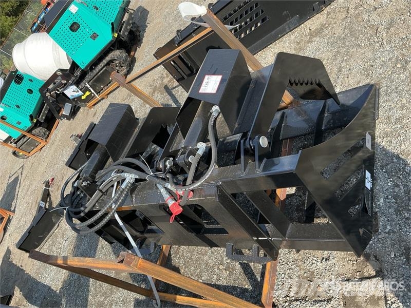 GIYI GY-HWG72 72 in Skeleton Skid Steer Grapple Bu 兩爪吊夾