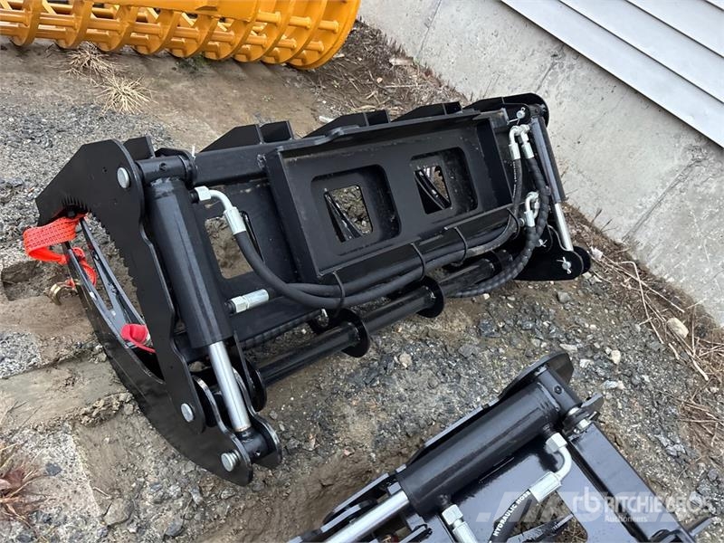 GIYI GY-MCLG60 44 in Mini Skid Steer Grapple (Unus 집게