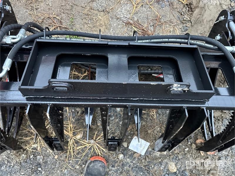 GIYI GY-MCLG60 44 in Mini Skid Steer Grapple (Unus 집게