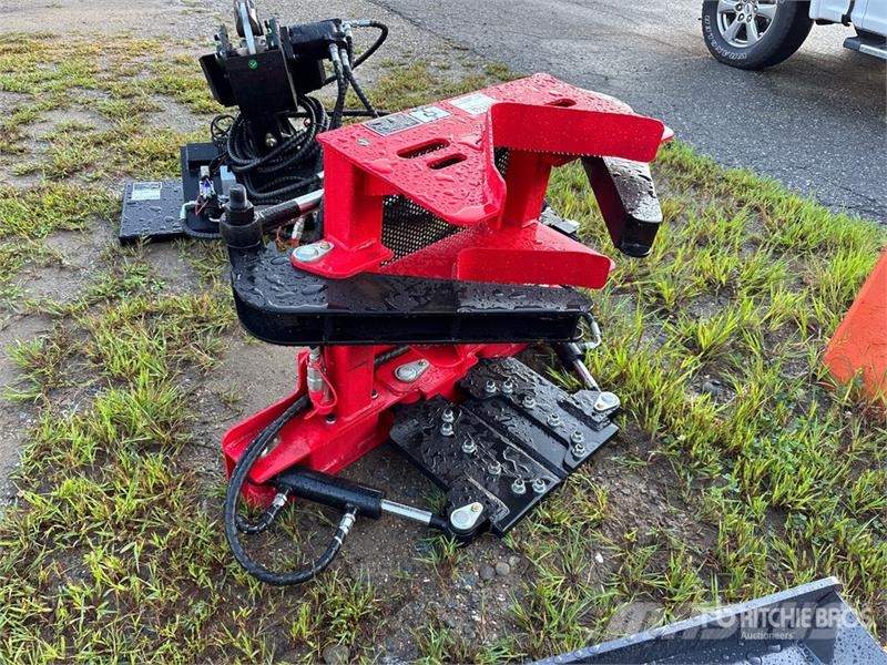 GIYI GY-MTS43 10 in Mini Skid Steer Tree Shear (Un Other components