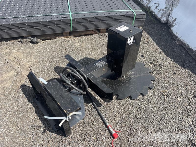 GIYI GY-MTS51 28 in Mini Skid Steer Tree Saw (Unus Other components