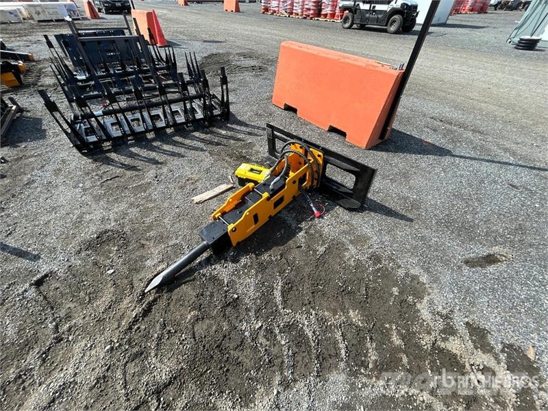GIYI GY-P680 60 in Skid Steer Breaker (Unused) Hydraulik / Trykluft hammere