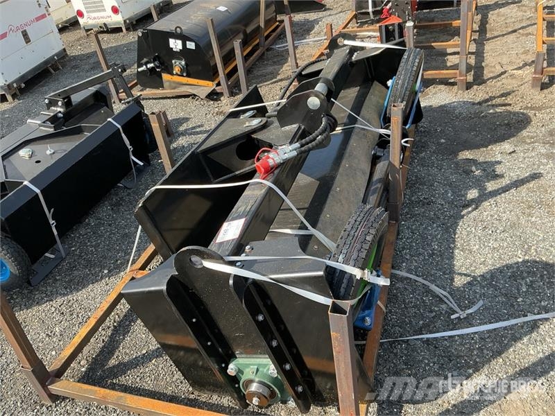 GIYI GY-PR71 71 in Skid Steer Power Rake (Unused) 耙與翻草機