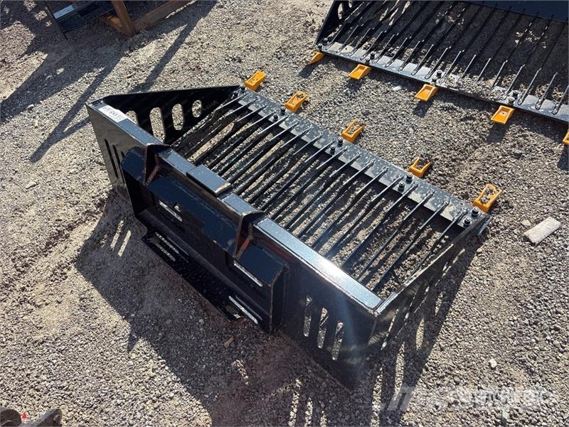 GIYI GY-RB44 43 in Mini Rock Skid Steer Bucket (Un Godet