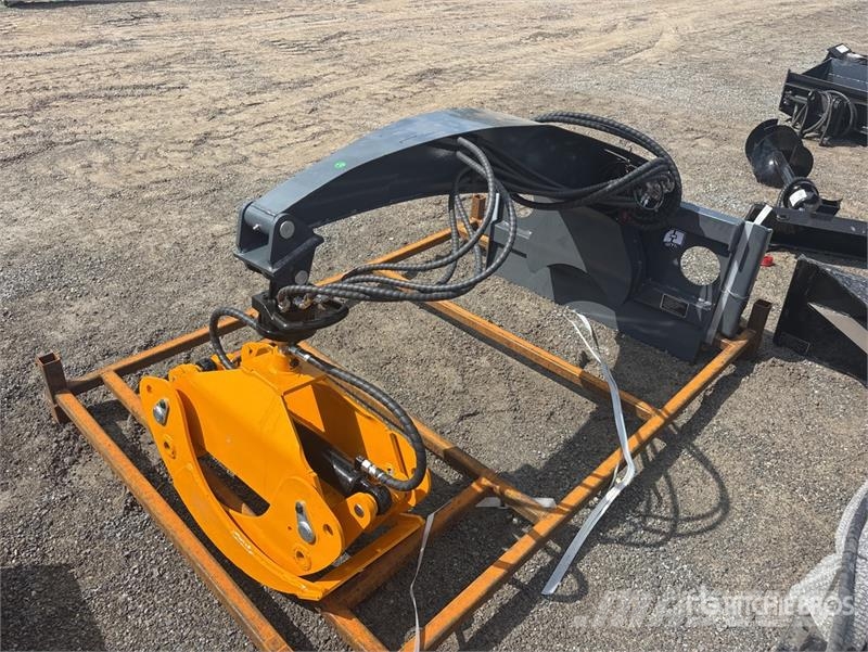 GIYI GY-RG63 47 in Mini 360°Rotating Skid Steer Gr Grabilice
