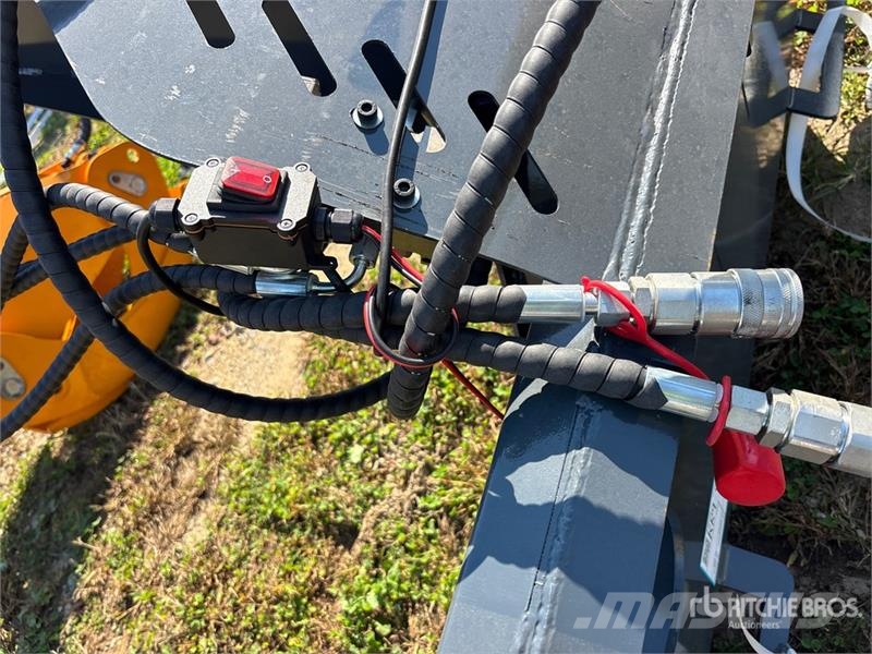 GIYI GY-RG63 Rotating Skid Steer Grapple (Unused) Kourat