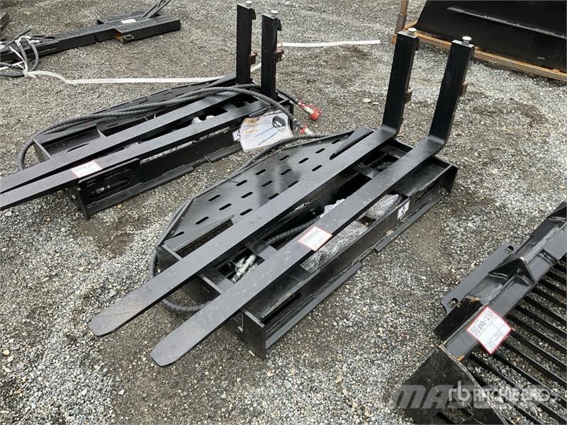  GIYI GY-SF60 60 in Side Shift Skid Steer Forks (Un شوكات