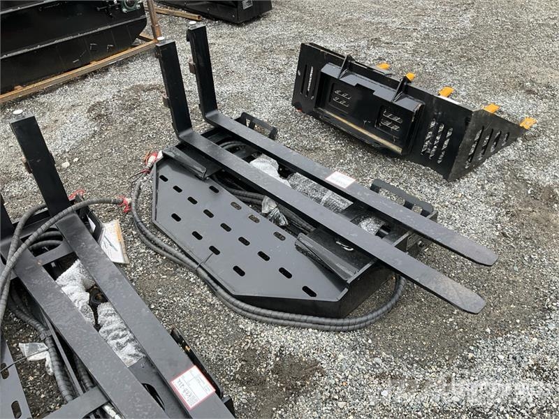  GIYI GY-SF60 60 in Side Shift Skid Steer Forks (Un شوكات