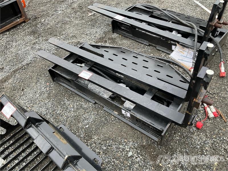  GIYI GY-SF60 60 in Side Shift Skid Steer Forks (Un شوكات