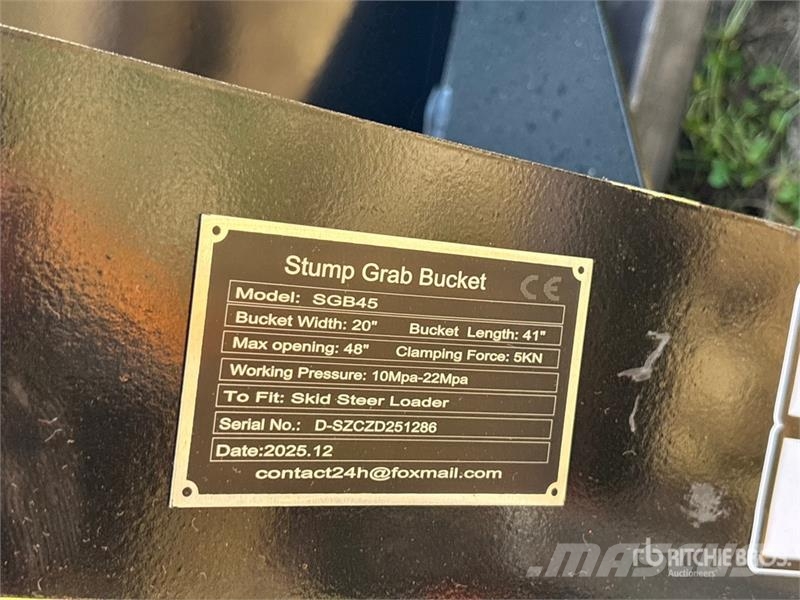  GIYI GY-SGB45 Stump Skid Steer Grapple Bucket (Unu グラップル