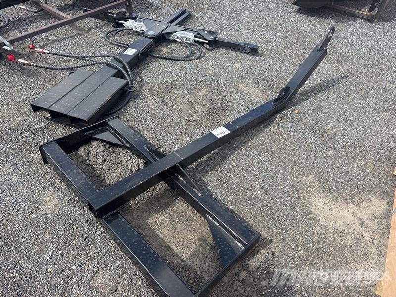 GIYI GY-TB72 Mini Skid Steer Tree Hook (Unused) Other components