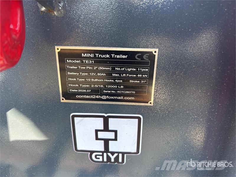  GIYI GY-TE780 Hydraulic Fifth Wheel Wrecker Attach معدات النقل - غير ذلك