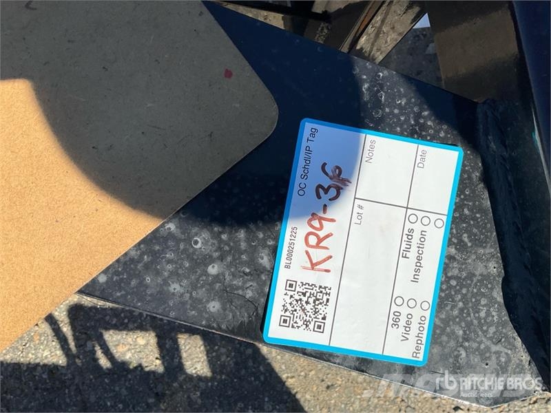 GIYI GY-TP45 25 in Skid Steer Post Puller (Unused) Diger parçalar