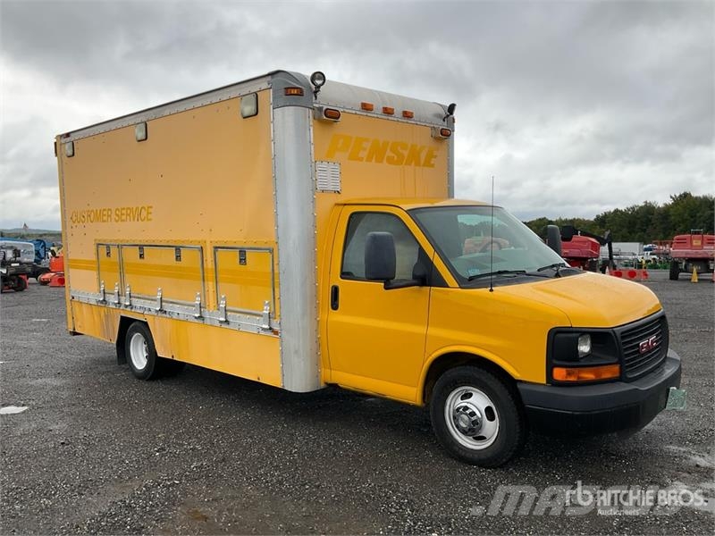 GMC 3500 시립/다목적 차량
