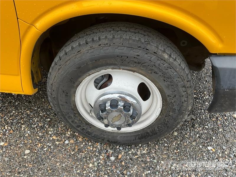 GMC 3500 시립/다목적 차량